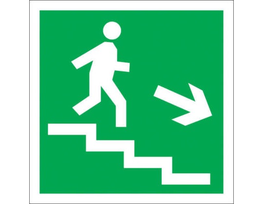 Знак Е-13 (Направление к эвакуационному выходу по лестнице вниз (направо))